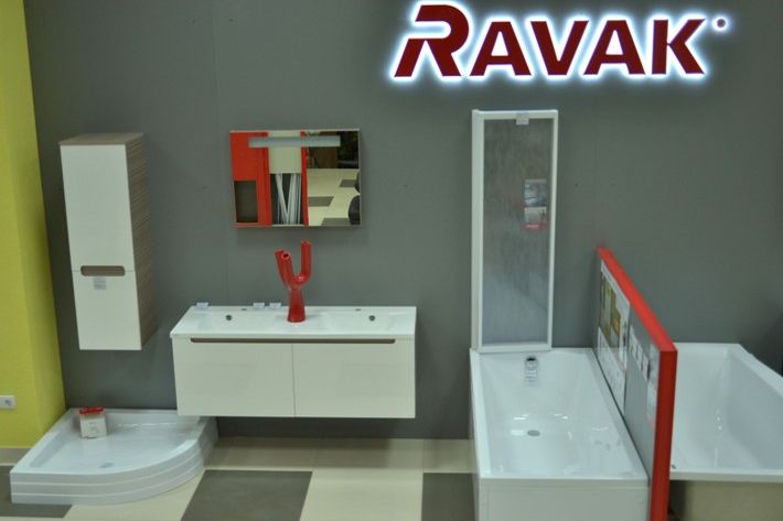 ôèðìåííûé îòäåë Ravak Ëóãàíñê